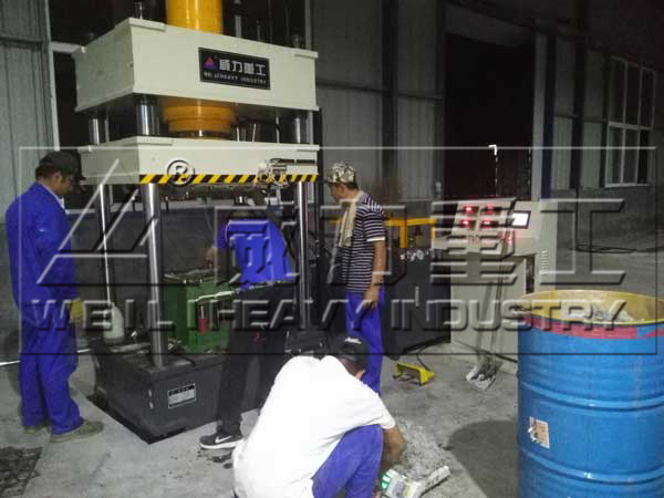 315噸樹脂井蓋成型液壓機(jī)