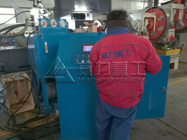 630噸四柱液壓機(jī)調(diào)試工作