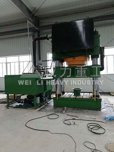 粉末成型液壓機(jī)客戶(hù)現(xiàn)場(chǎng)